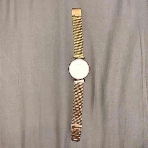 Watch - Picture 1 of 4